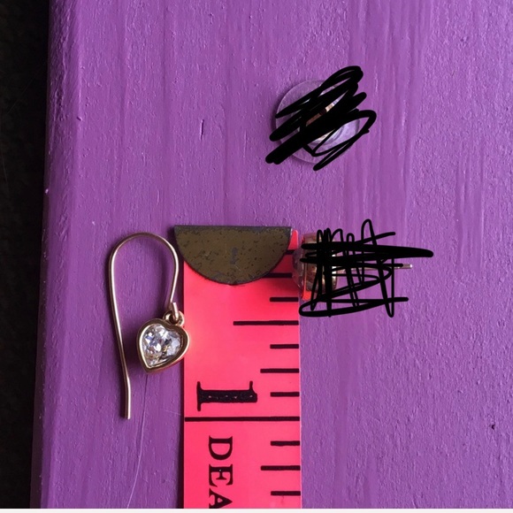 Genuine Swarovski Gold Single Mismatched Earring - Picture 4 of 6